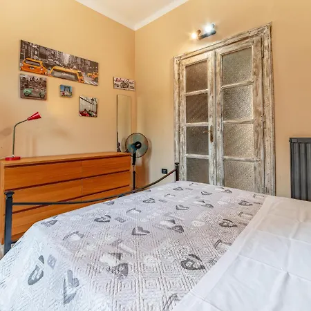 Claudio's Flat - Metro Re Di *