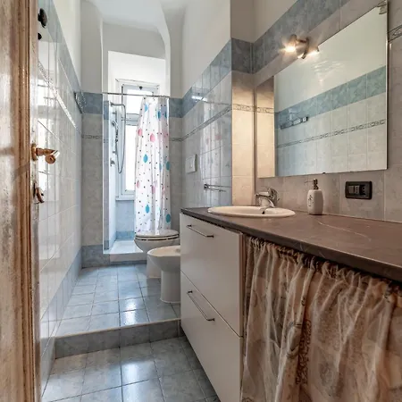 Claudio's Flat - Metro Re Di Appartement