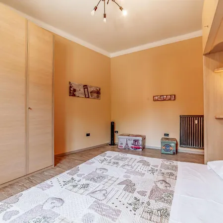 Appartement Claudio's Flat - Metro Re Di