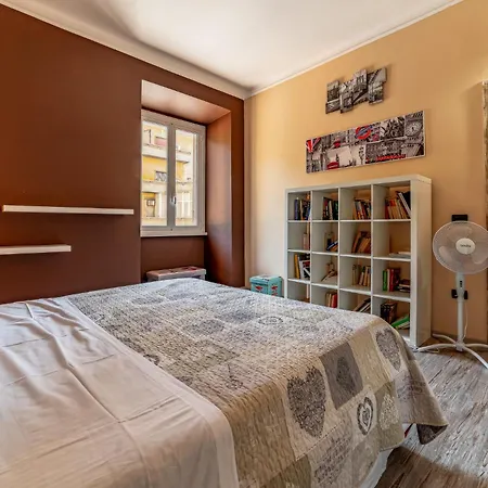 Appartement Claudio's Flat - Metro Re Di Rome