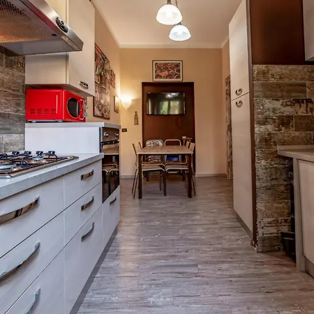 Claudio's Flat - Metro Re Di Rome