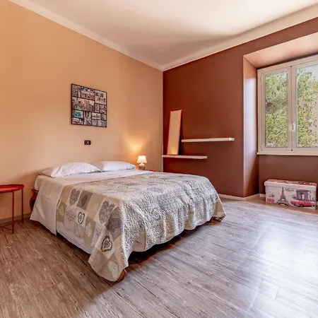 Appartement Claudio's Flat - Metro Re Di Rome